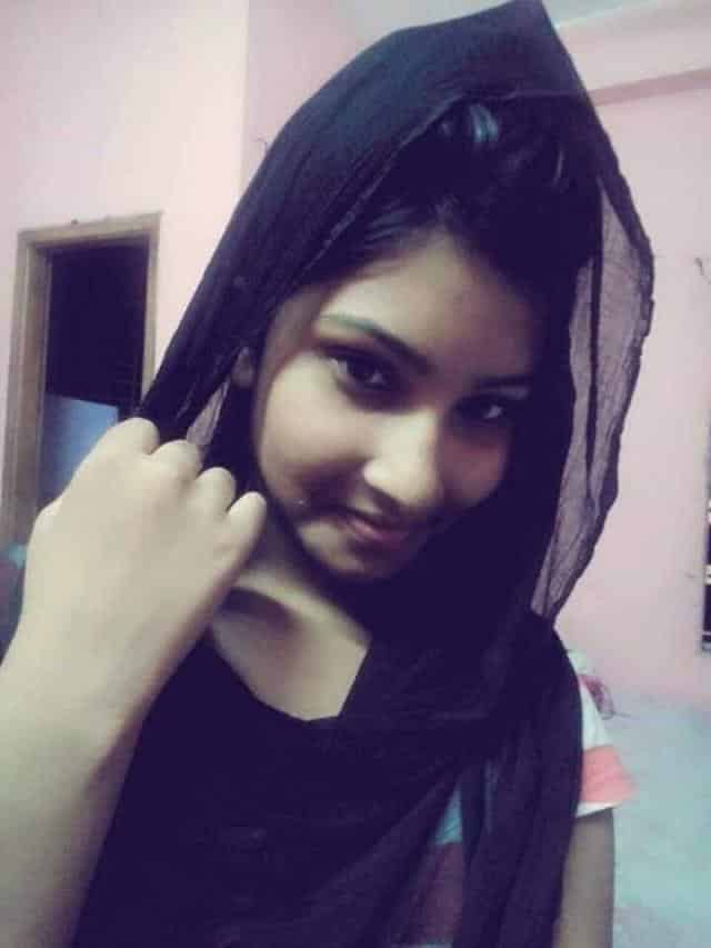 Desi GF nude photos for the first time