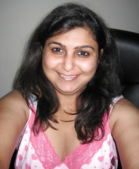 Chubby Punjabi wife nude pics