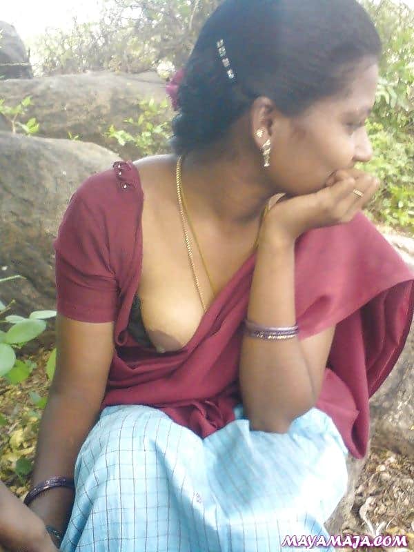 Sexy Indian busty college girls sensational naked selfies
