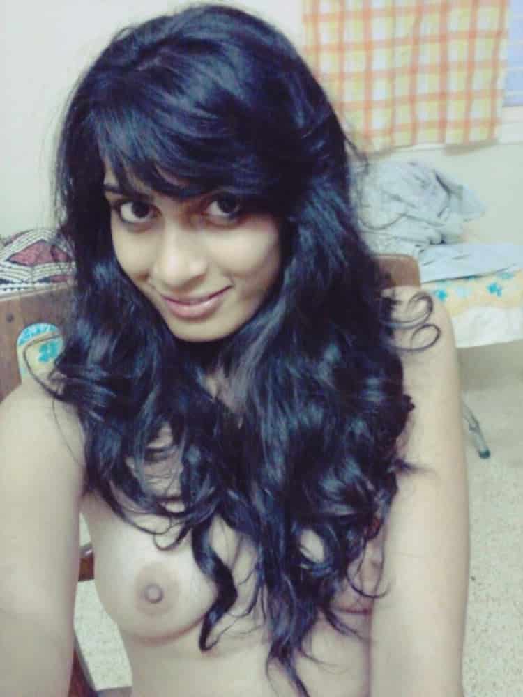 Small tits Desi girl selfie photos