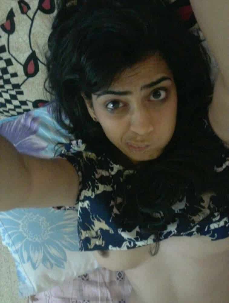 Small tits Desi girl selfie photos