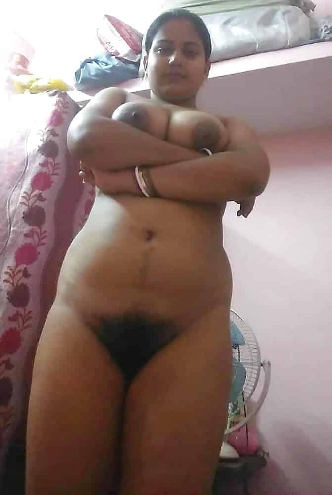 XXX Indian sex photos of hot college girls from Mumbai