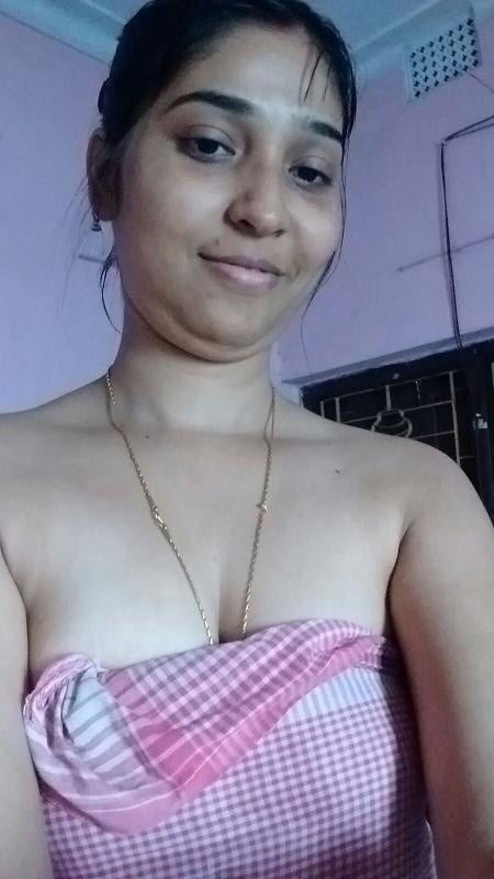 Cute wife nude pics to tempt your sex nerves