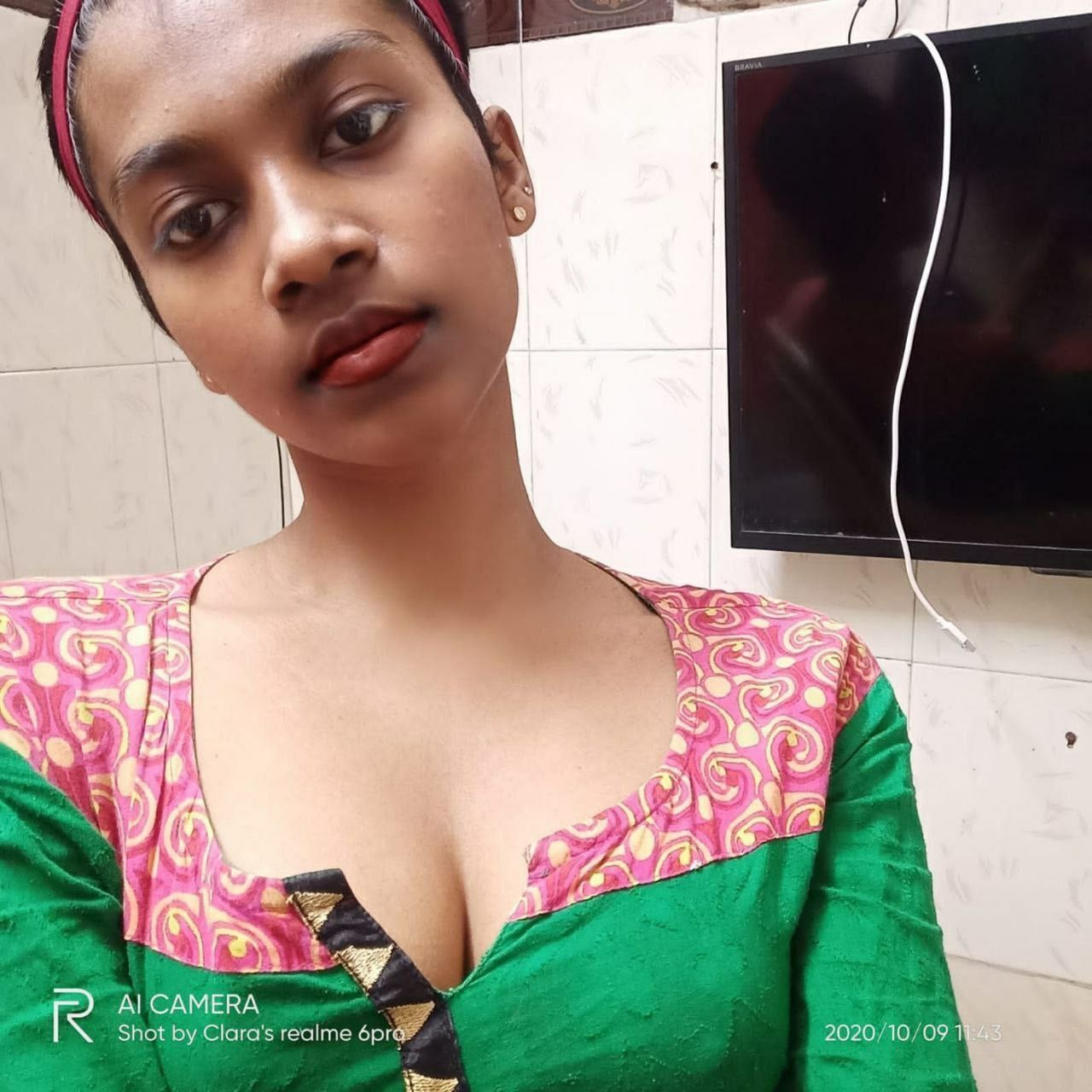 Tamil girl nude boob show for lover pics