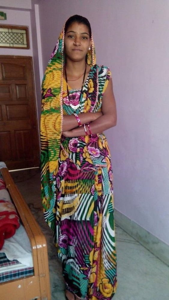 Newly-married Indian wife nude pics