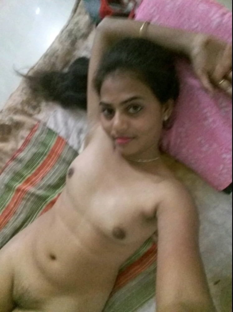 Desi Dehati wife nude pics