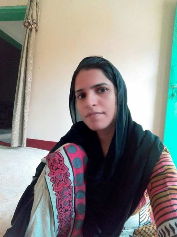 Nude Indian wife photos goes live