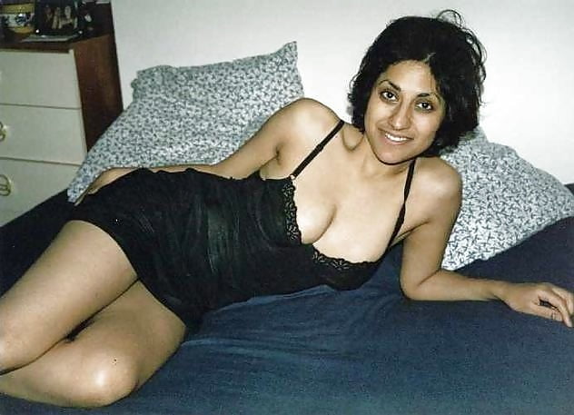 Naughty Indian Milf hairy pussy photos