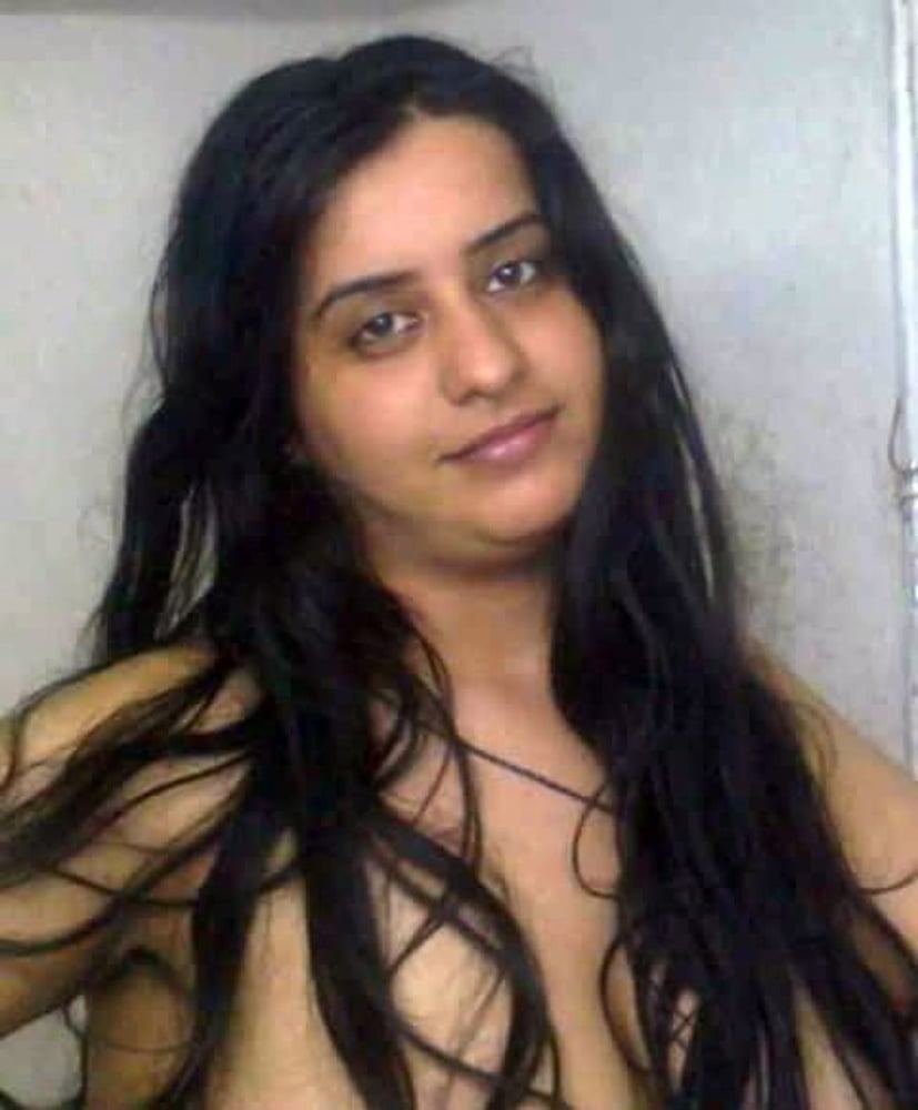 Indian chubby Muslim wife pics