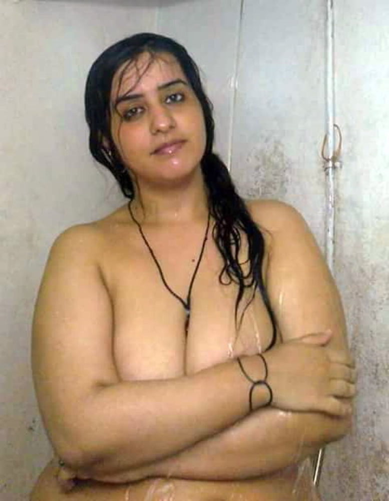 Indian chubby Muslim wife pics