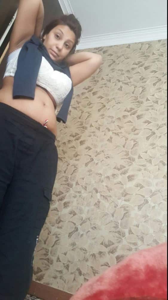 Adore watching these Paki wife sex pics