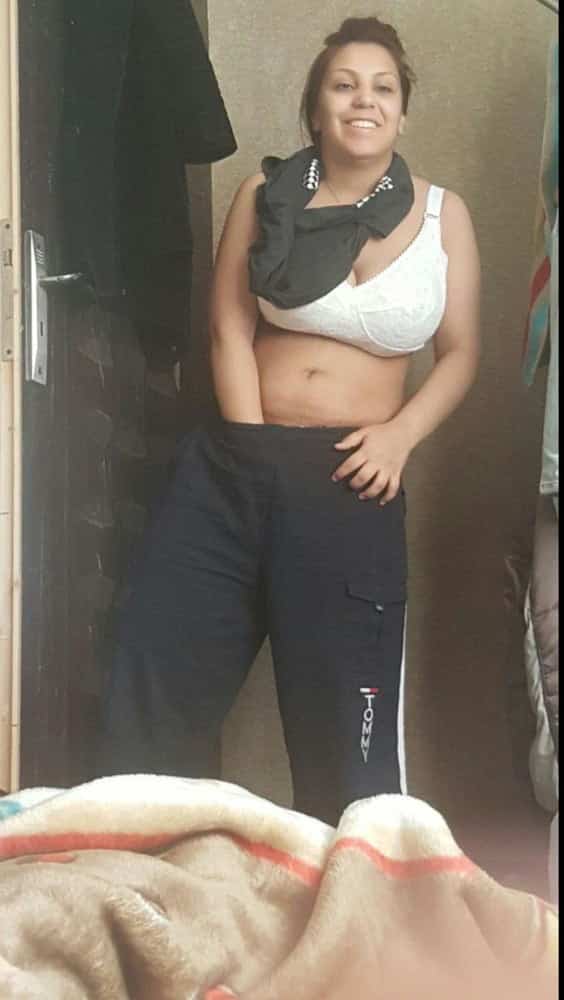 Adore watching these Paki wife sex pics