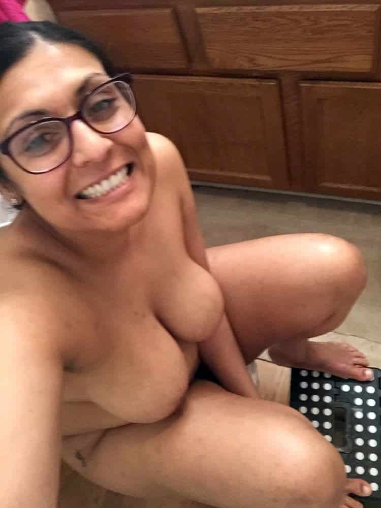 Mature wife nude photos online