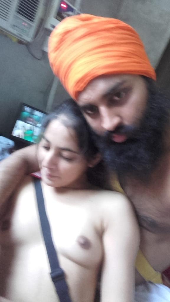 Newly married Indian couple sex photos