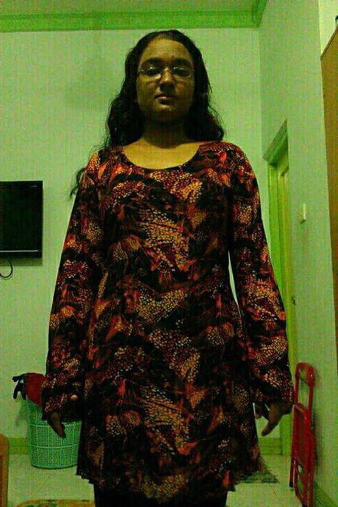 Indian wife nude photos exposed by her husband