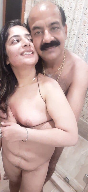 Real Indian couple naked sex private pics