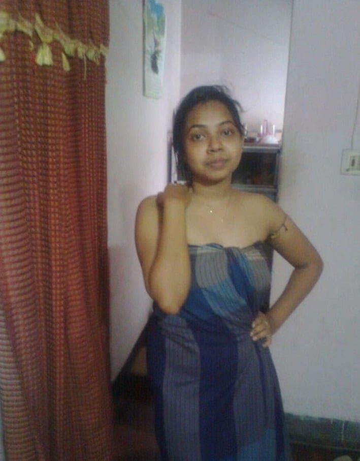 Mature Bhabhi bude pics