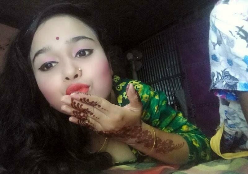 Chubby Desi girl sexy nude pics