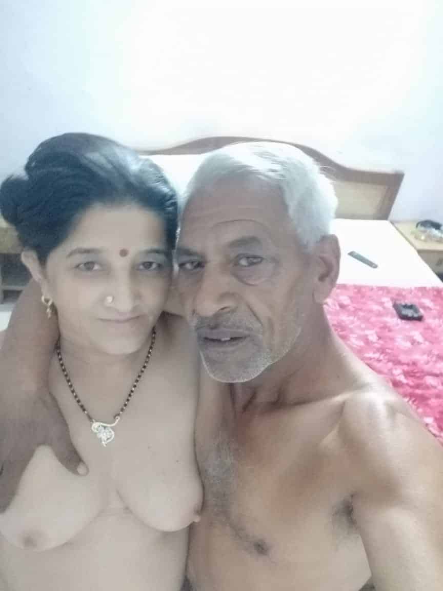 Mature couple sex photos trending online