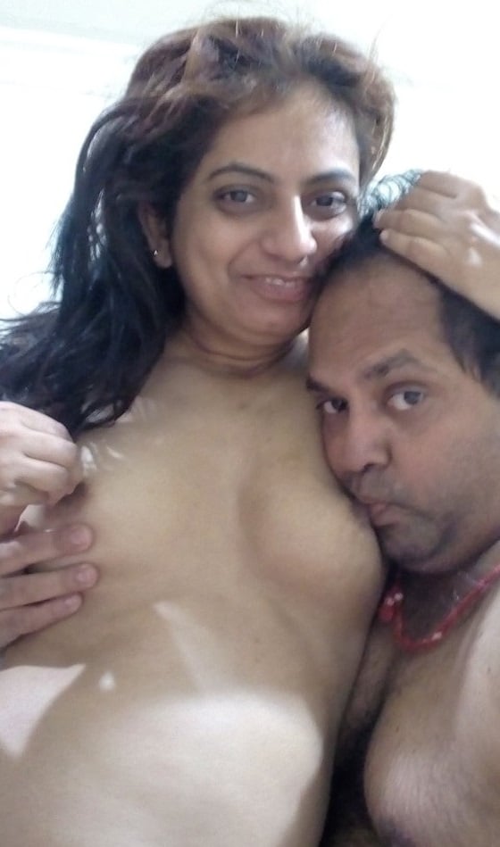 Mature couple sex pics