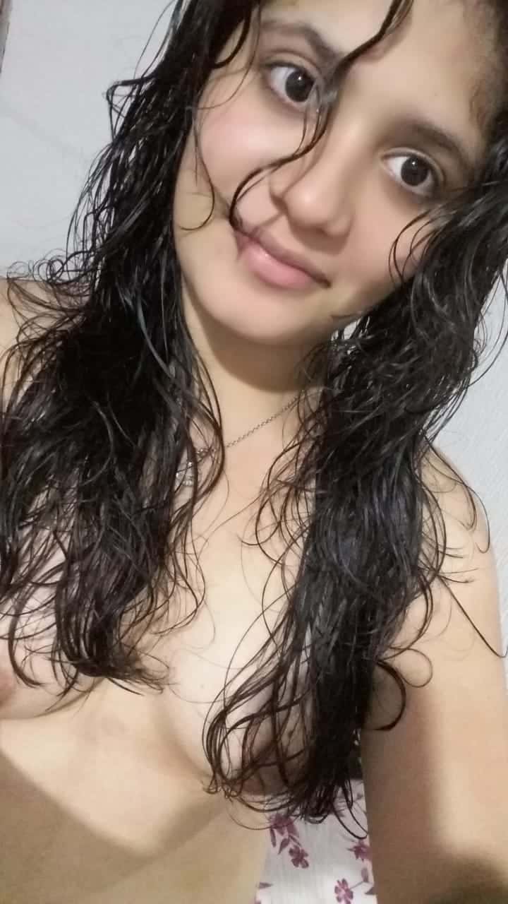 Indian nude selfie photos