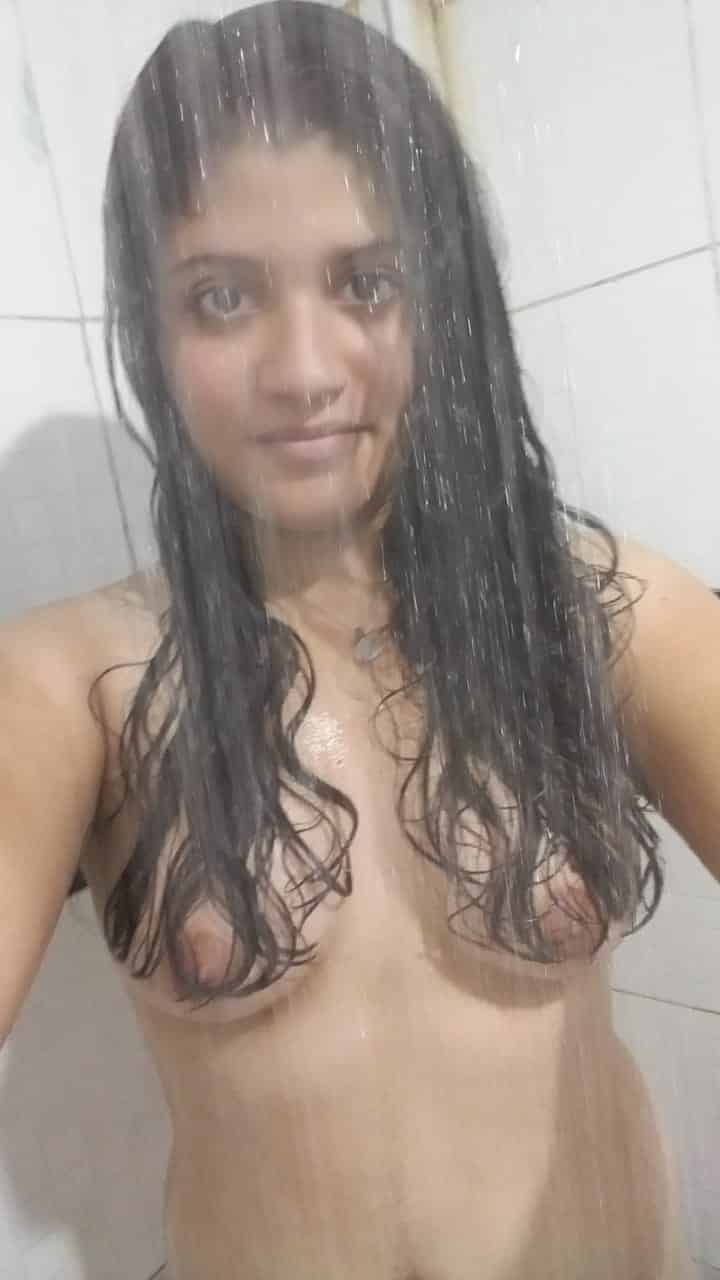 Indian nude selfie photos