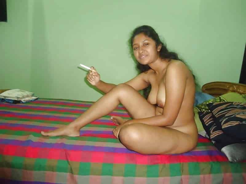 Indian girl nude selfies look amazing