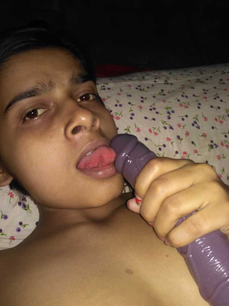 Hot girl nude pics collection