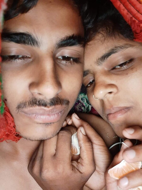 Small boobs Indian girlfriend nude sex photos