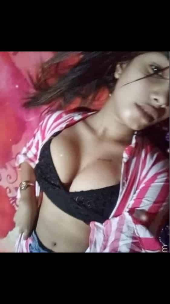 Big booby sexy teen girl photos