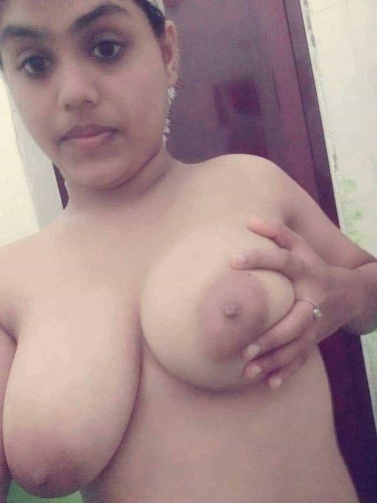 XXX sex photos of sexy Indian bhabhi, wife and teen girls