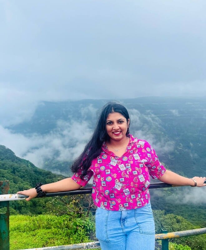 Aunty outdoor boob show and sex with husband