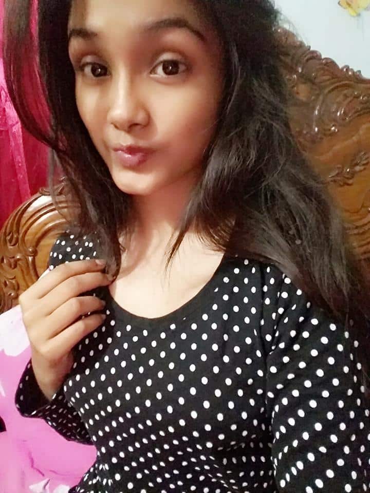 Sexy teen nude pics made my dick leak cum