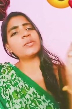 Hot aunty on video call showing private body parts