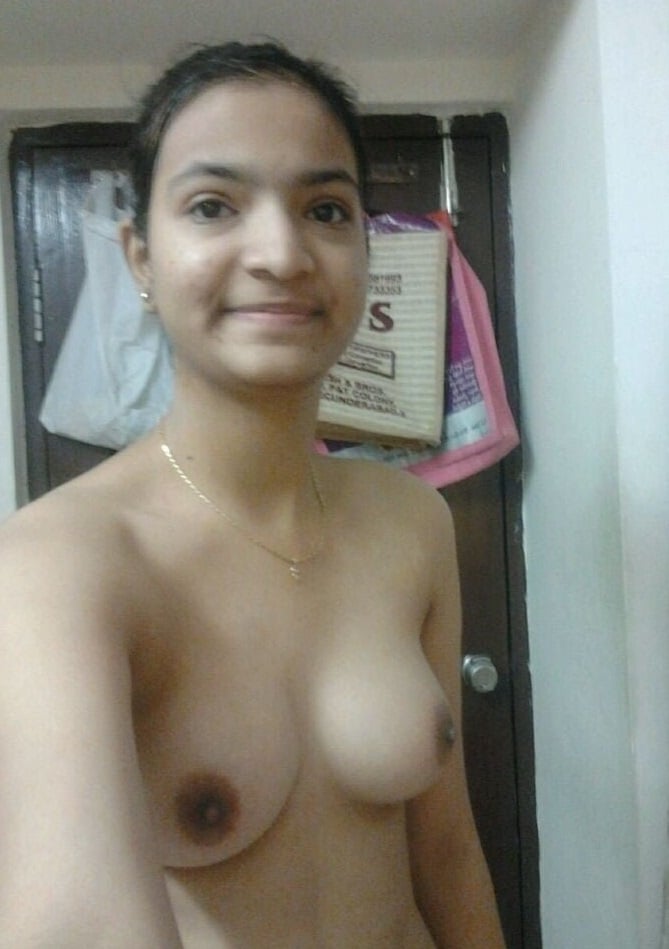 Indian teen girl nude sex pics with BF