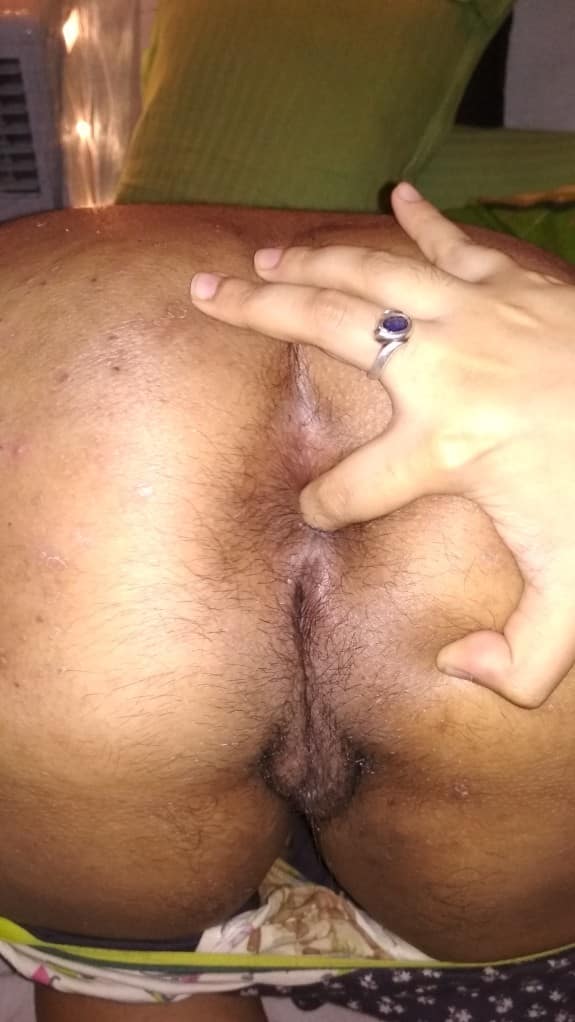 Sexy hot pussy pics of a hot and horny wife