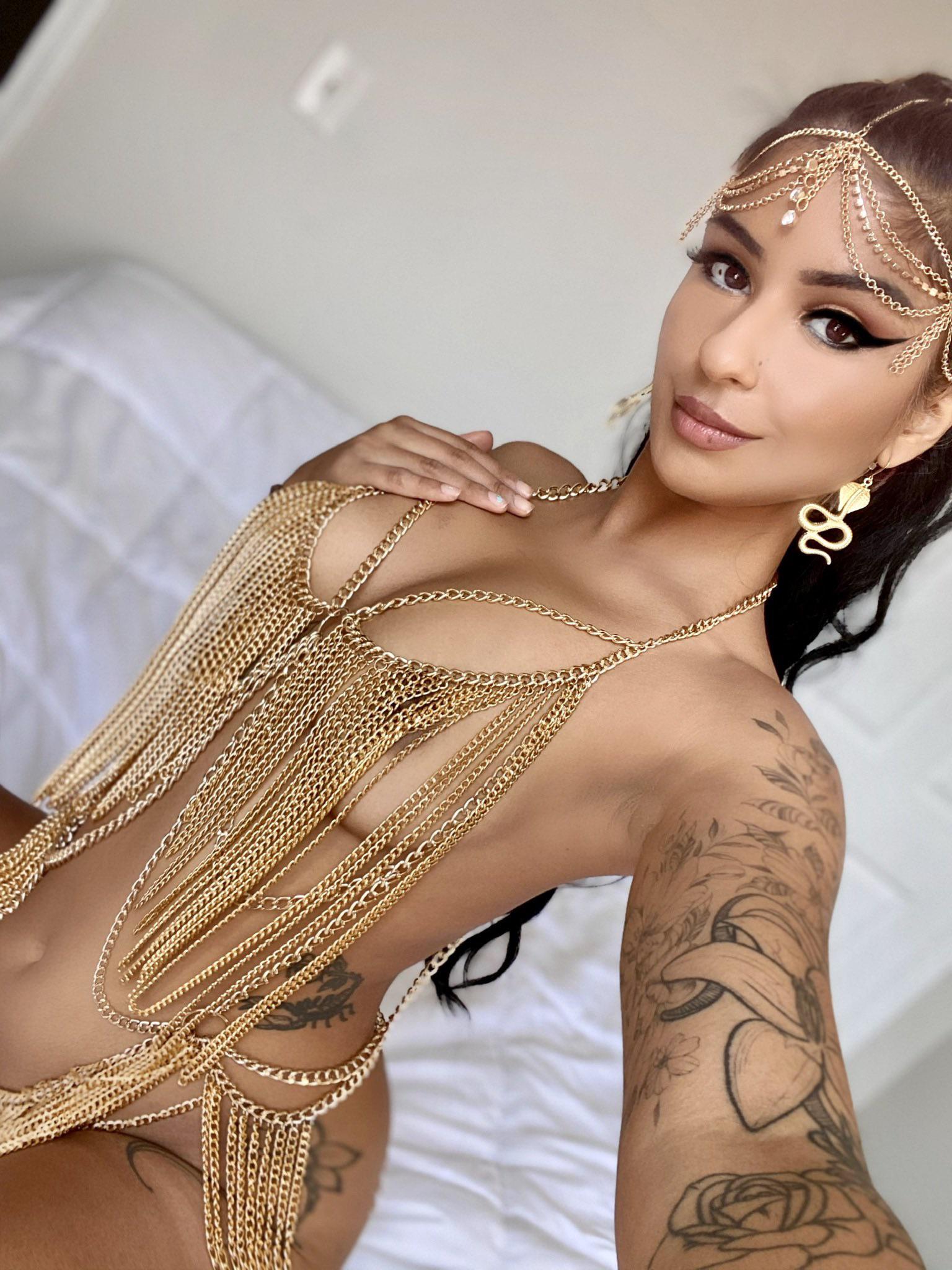 Desi Golden Goddess Craving Your Cock Tonight