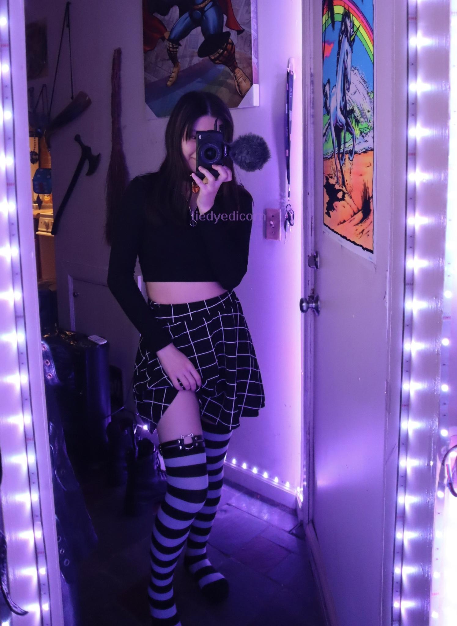 Into mixed Asian girls who love getting used?