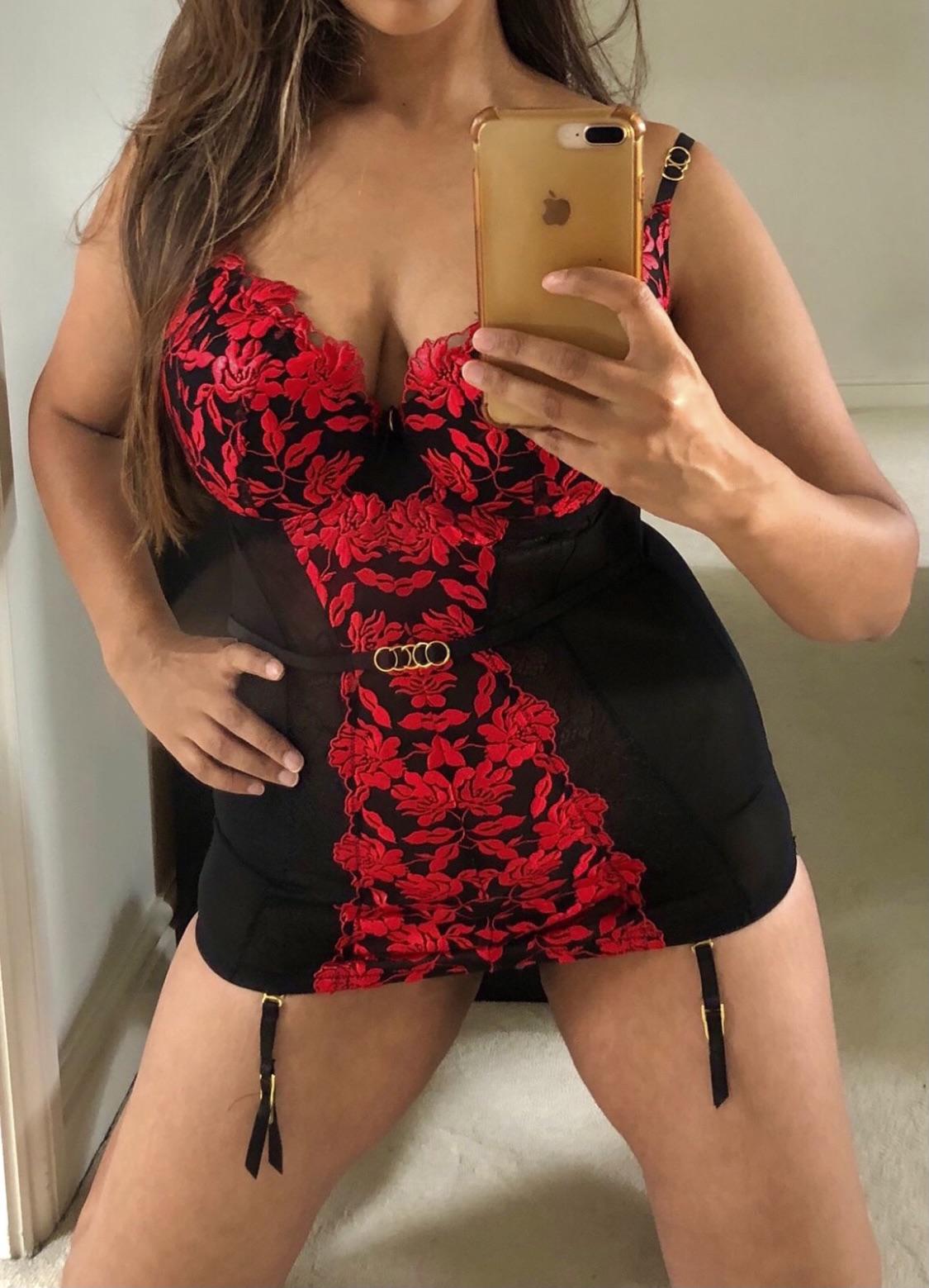 Indian GF Not Wearing Panties Under Lingerie