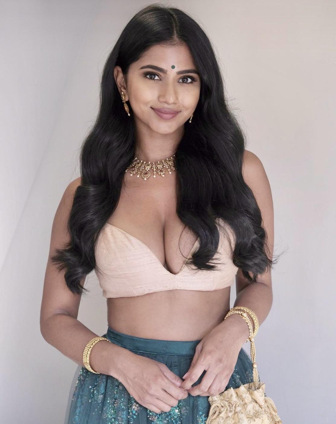 Traditional Desi saree hiked up exposing my throbbing clit and ass