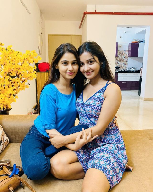 Naughty Desi Sisters Fingering Each Other, Moaning in Steamy Selfie Fun