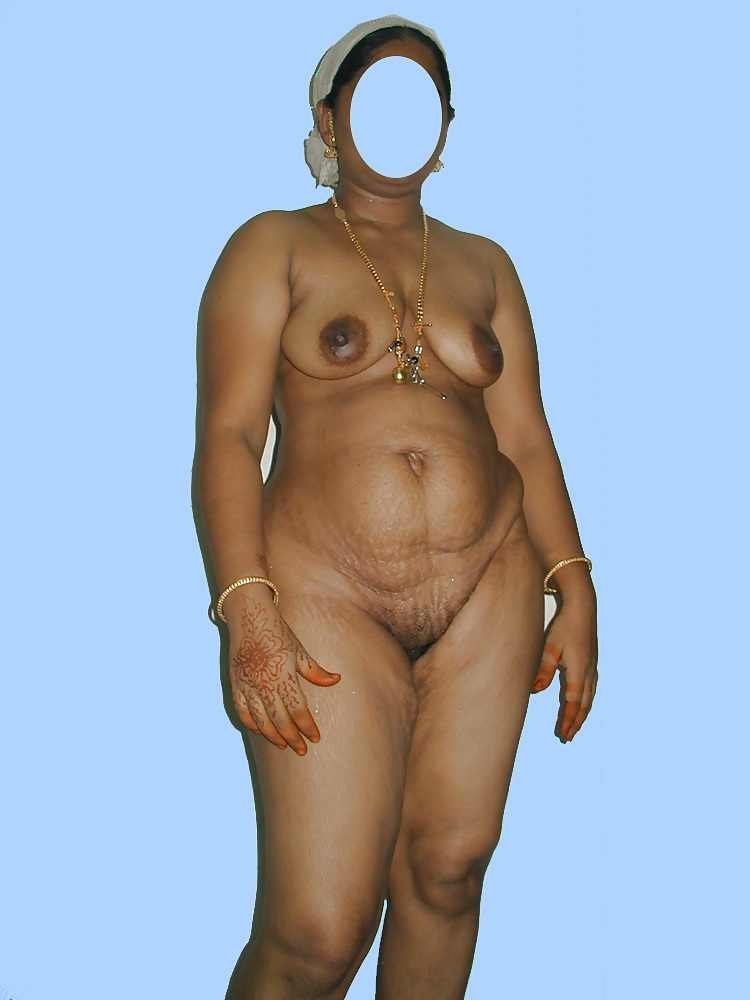 Tanker MILF naked pics taken by tenant young guy