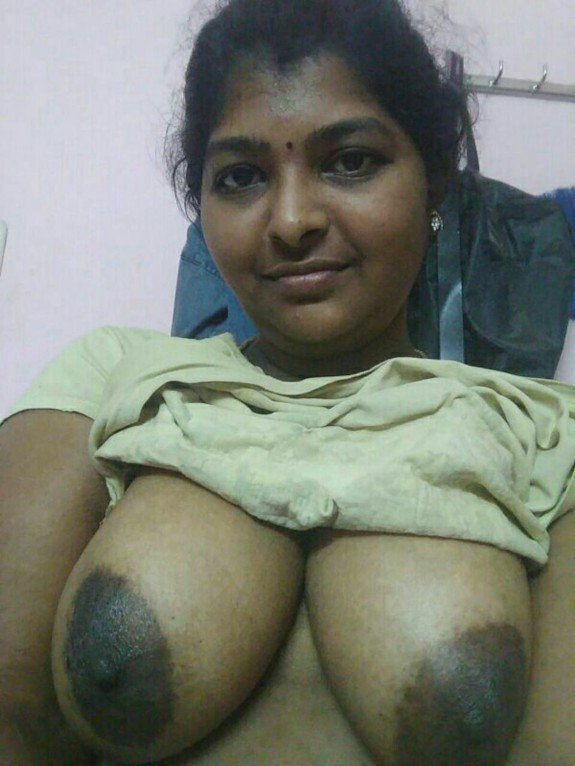 Tanker MILF naked pics taken by tenant young guy