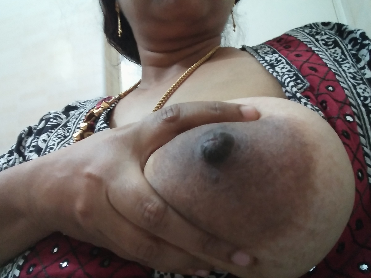 Tanker MILF naked pics taken by tenant young guy