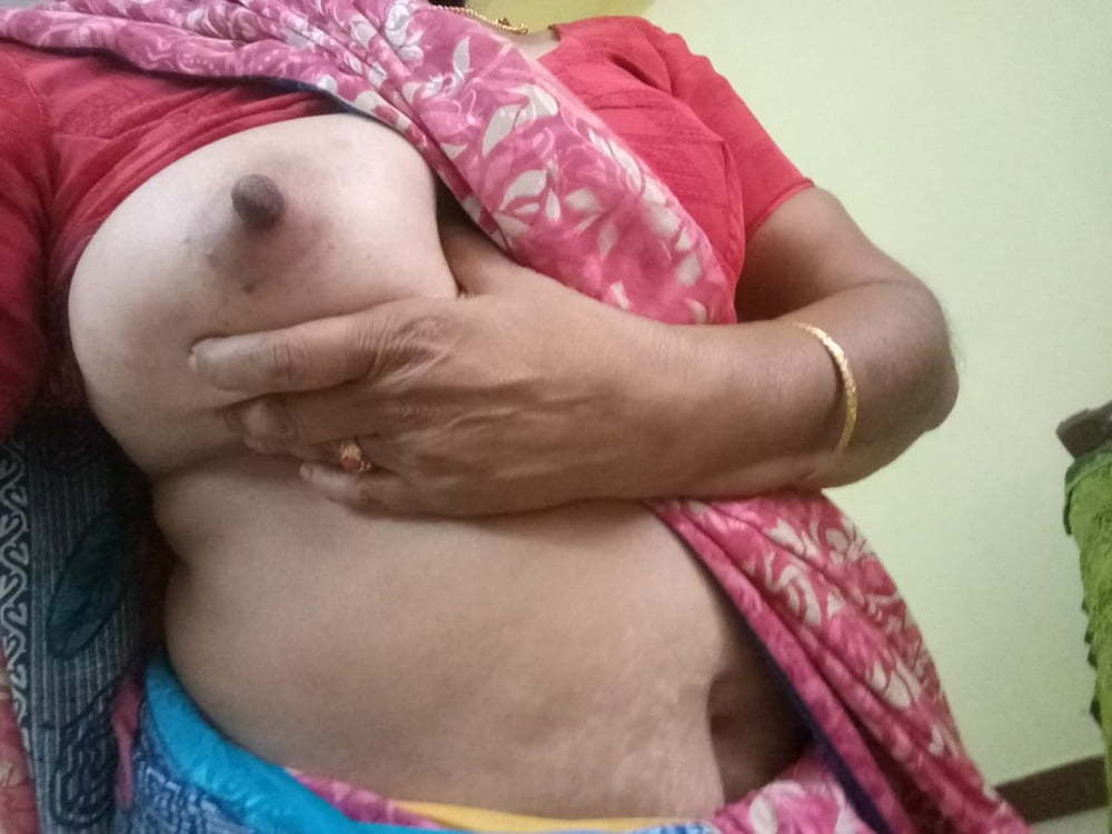 Tanker MILF naked pics taken by tenant young guy