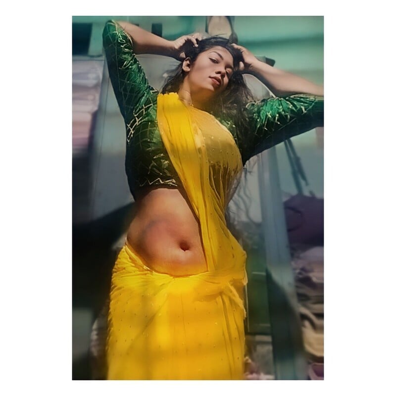 Bengali boudi unseen nude teasing photos leaked