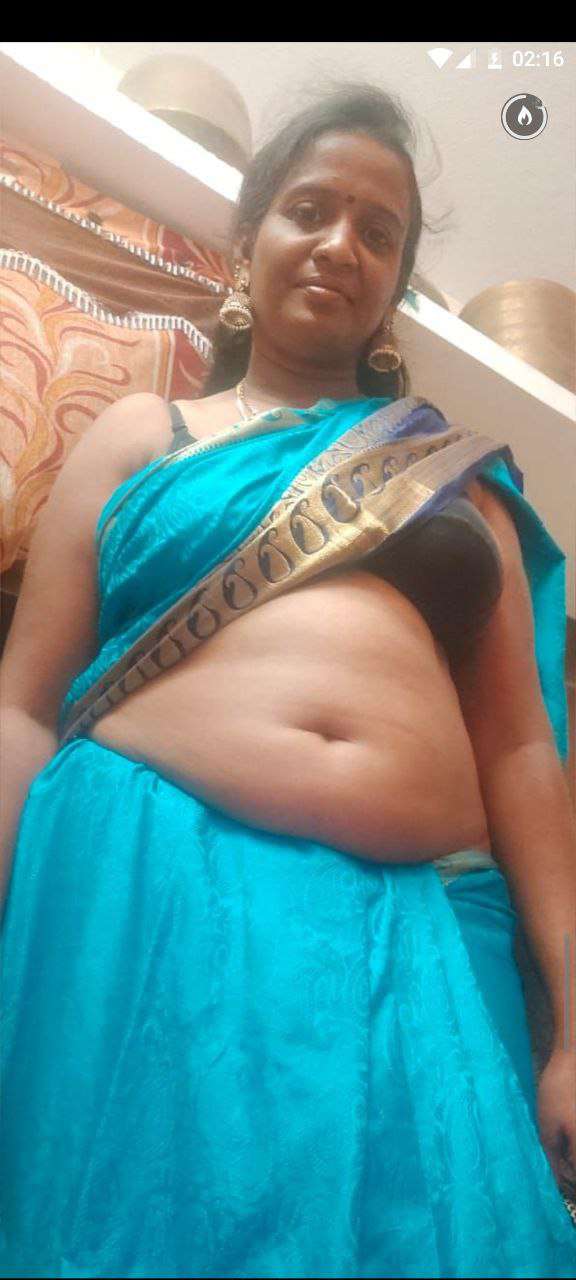 Telugu aunty nude boobs photos shared on WhatsApp