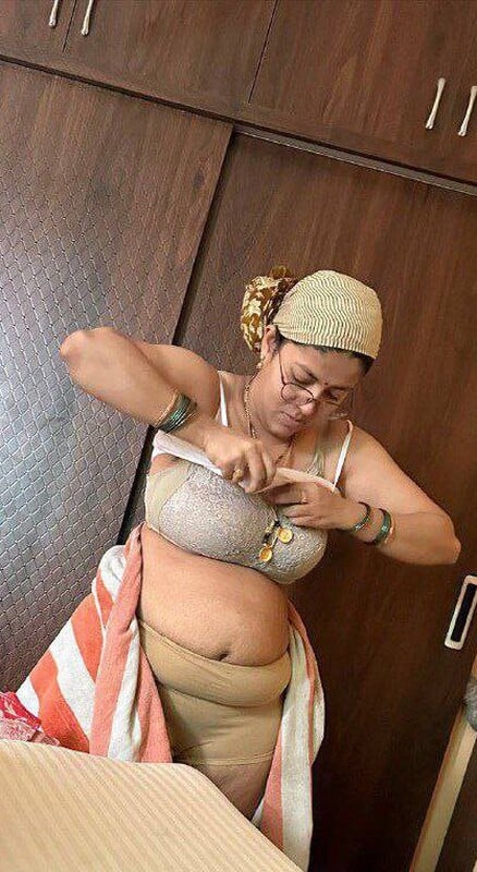 MILF busty teacher nude clicks by cuckold husband