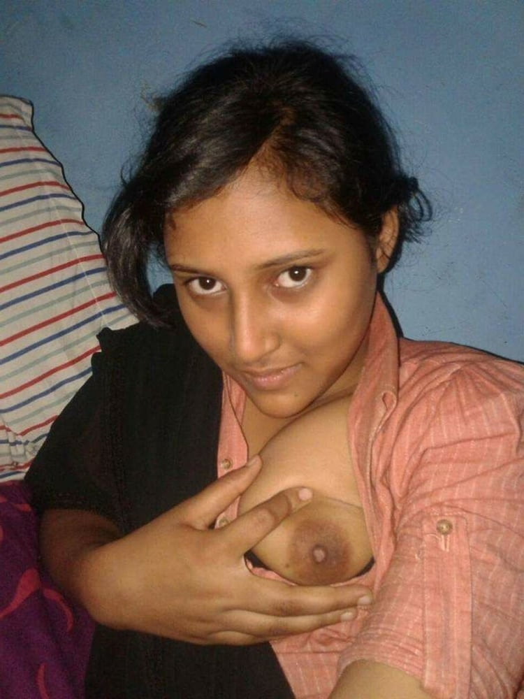 Unseen Desi village girl nude photos