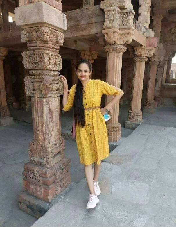 Maharashtrian bhabhi nude bath and fingering